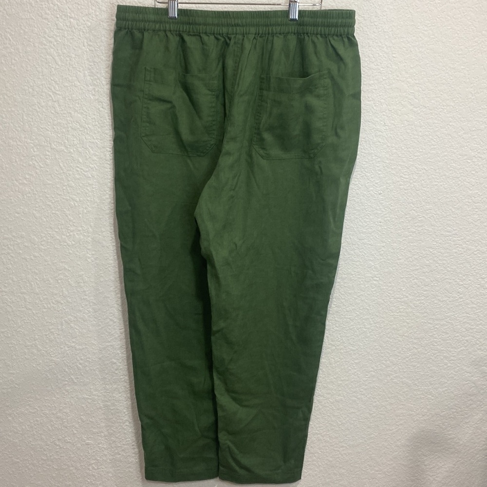 Women's Green Casual Pants - Picture 4 of 9